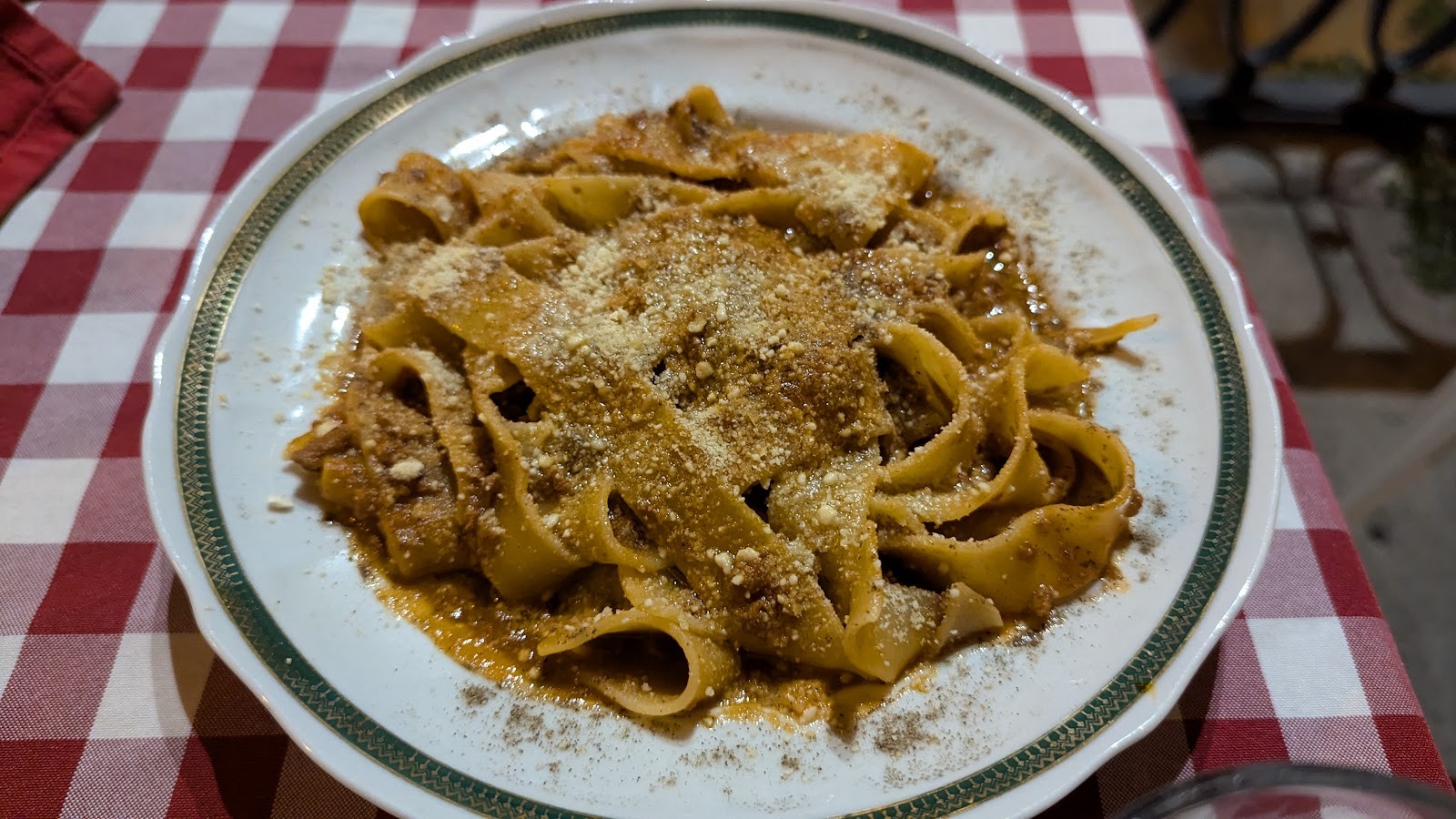 Al Sanpietrino Trattoria: food & drinks