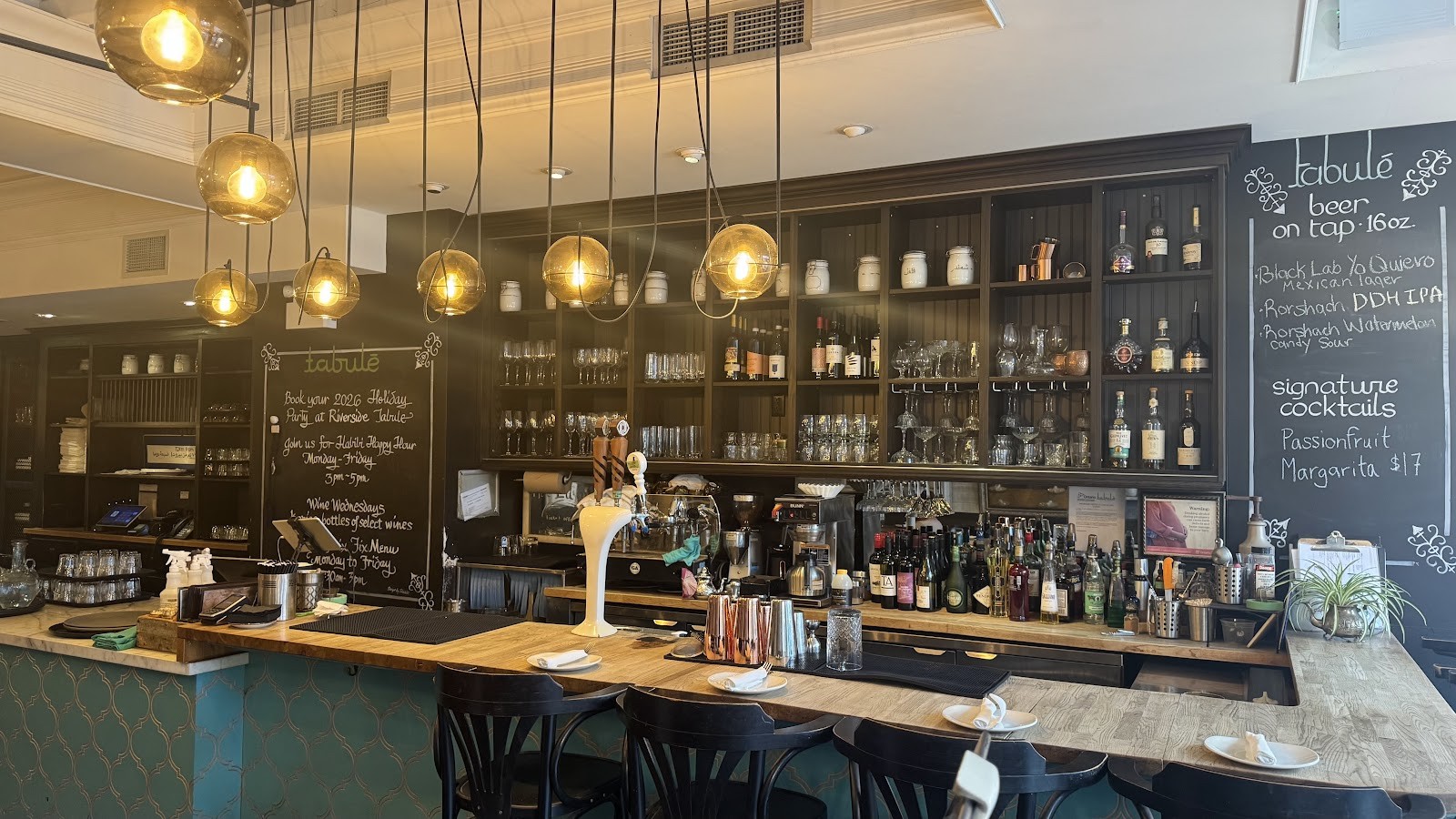 Tabule Middle Eastern Cuisine: the place