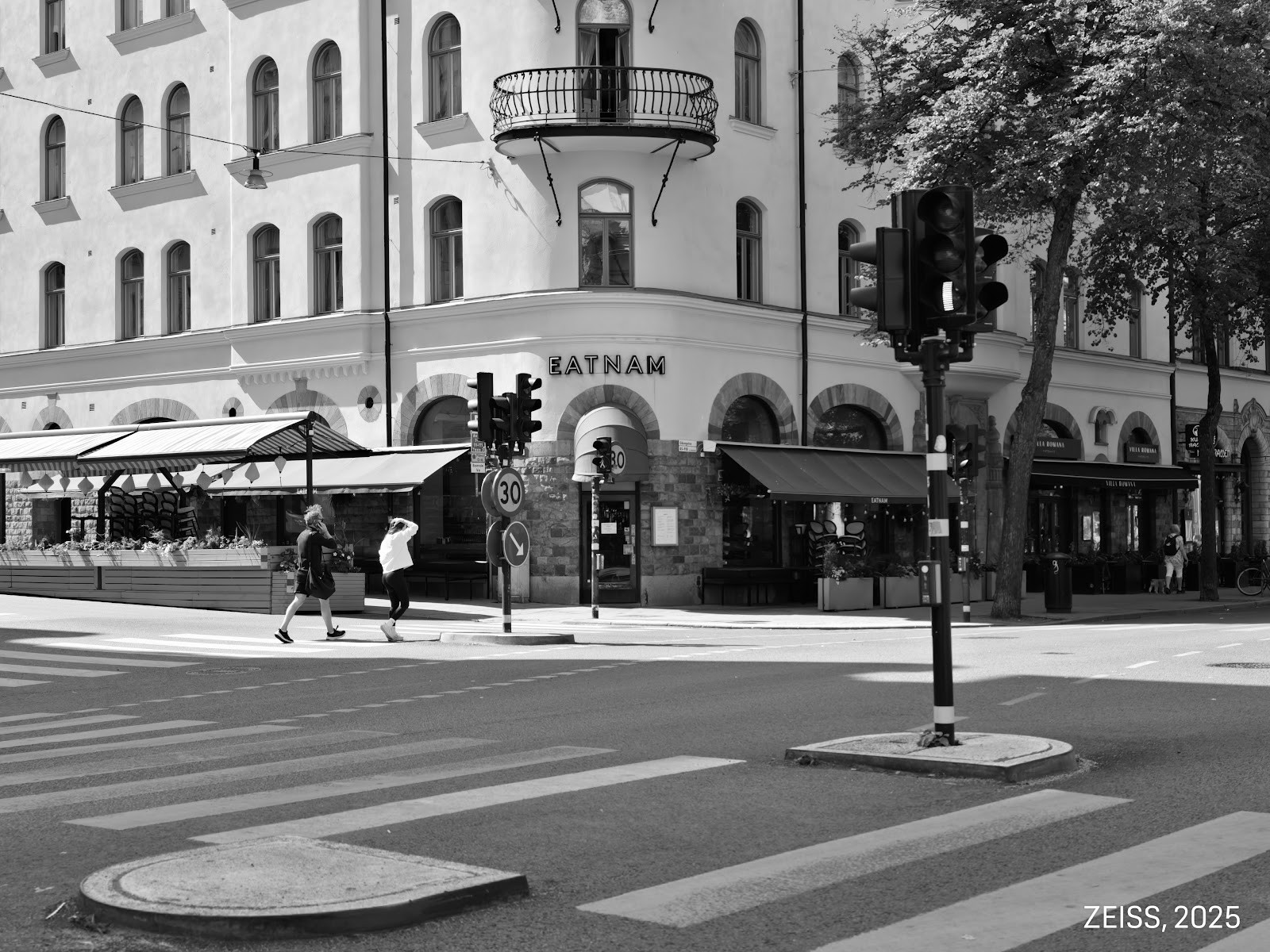 Eatnam: the place