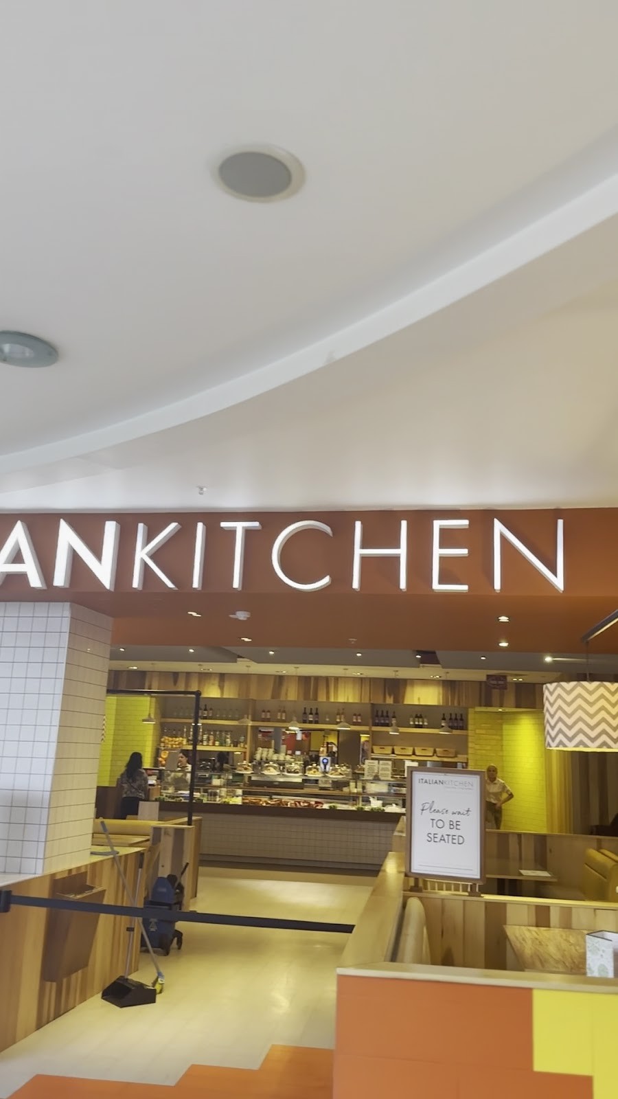 Italian Kitchen: the place