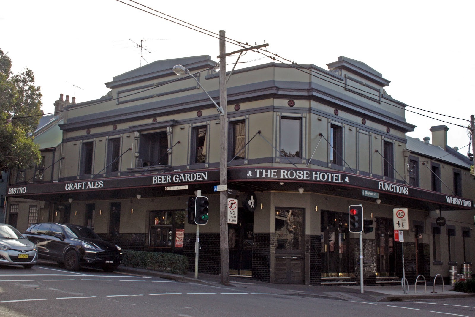 The Rose Hotel: the place