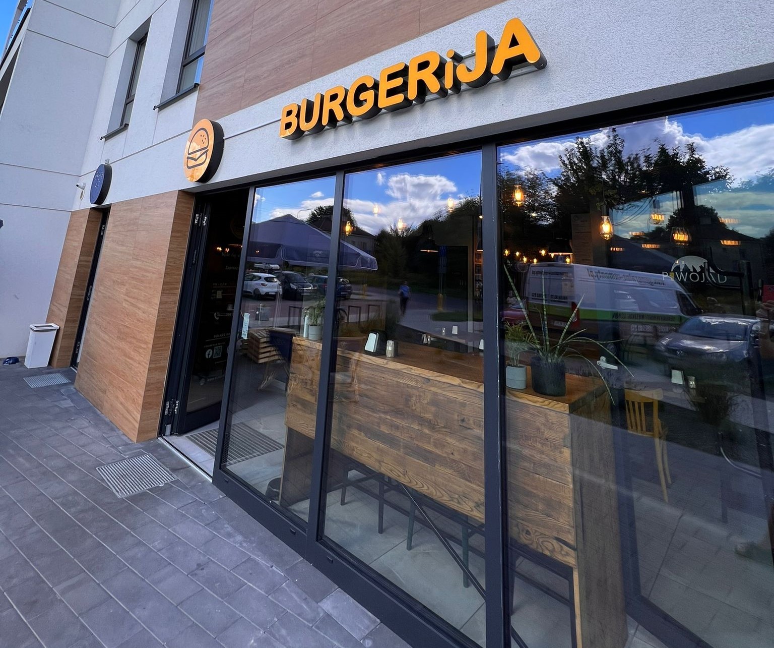 Burgerija: the place