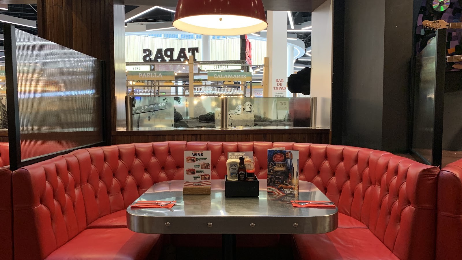 TGI Fridays - Meadowhall: the place