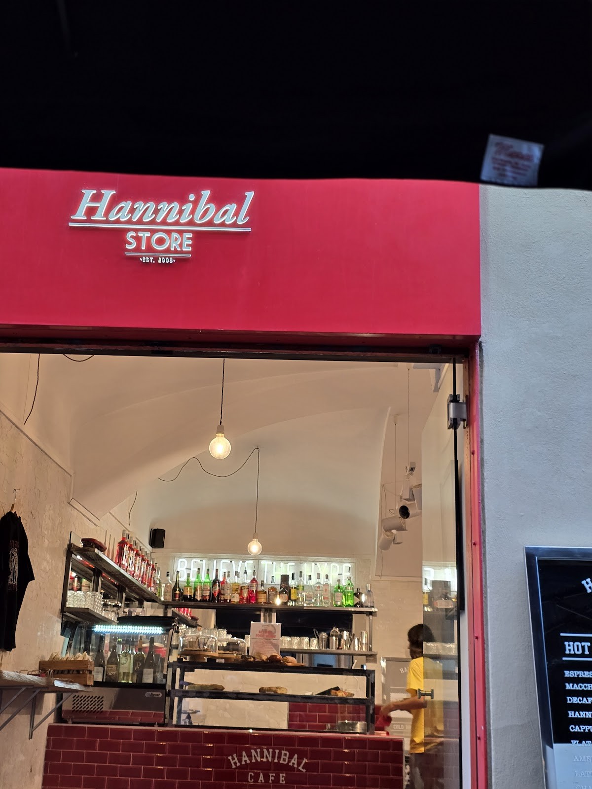 Hannibal Store: the place