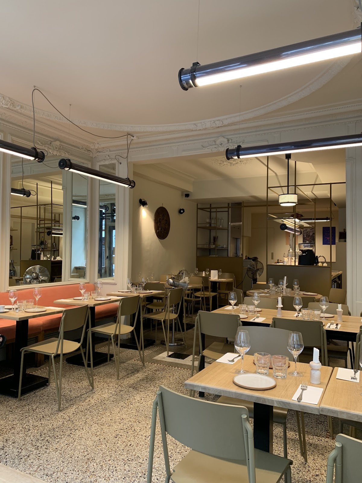 Momola: the place