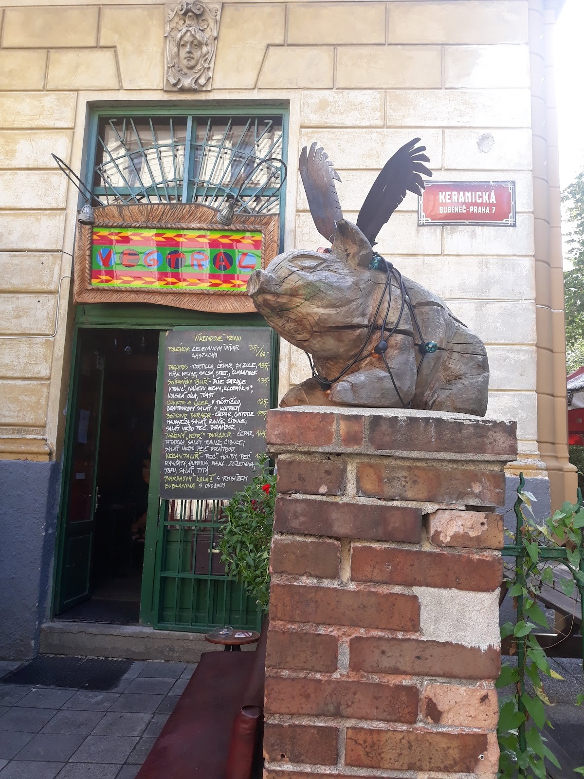 Vegtral: the place