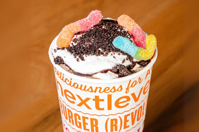 Next Level Burger Potrero Hill: food & drinks