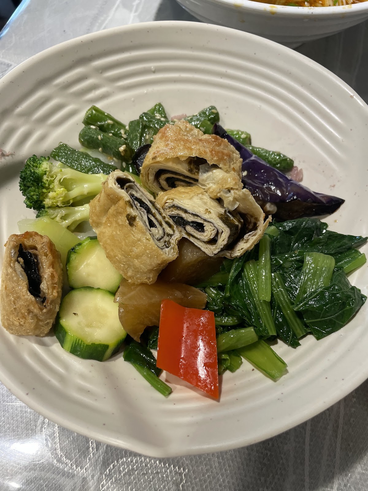 Jiā Hé 家和素食: food & drinks