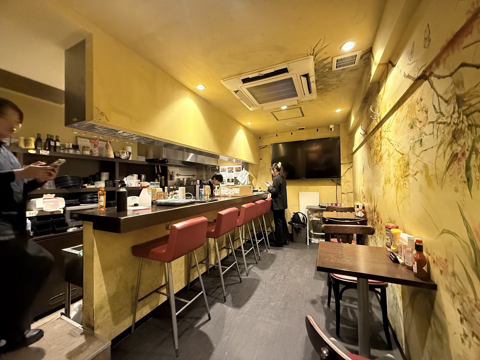 Wagyu & Vegan Hamburger (Halal Gluten Free) Tokyo Ginza Restaurant: the place