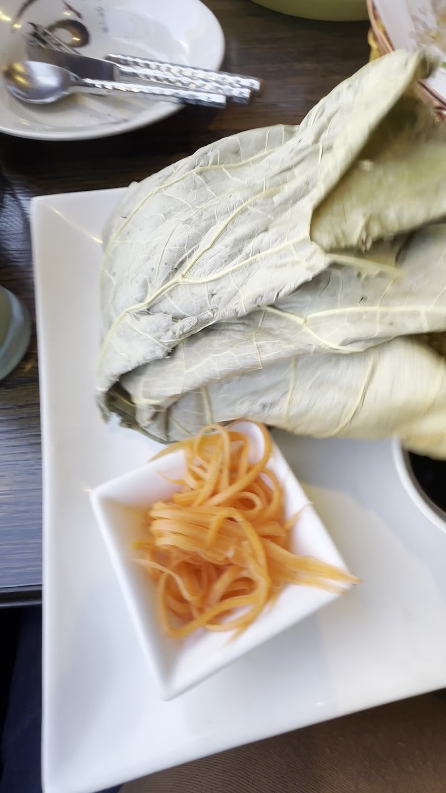 Non Viet Vegan Restaurant: food & drinks