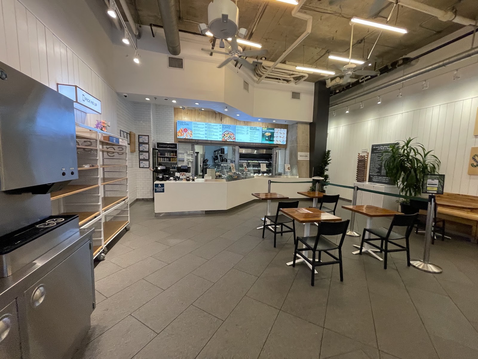 sweetgreen: the place