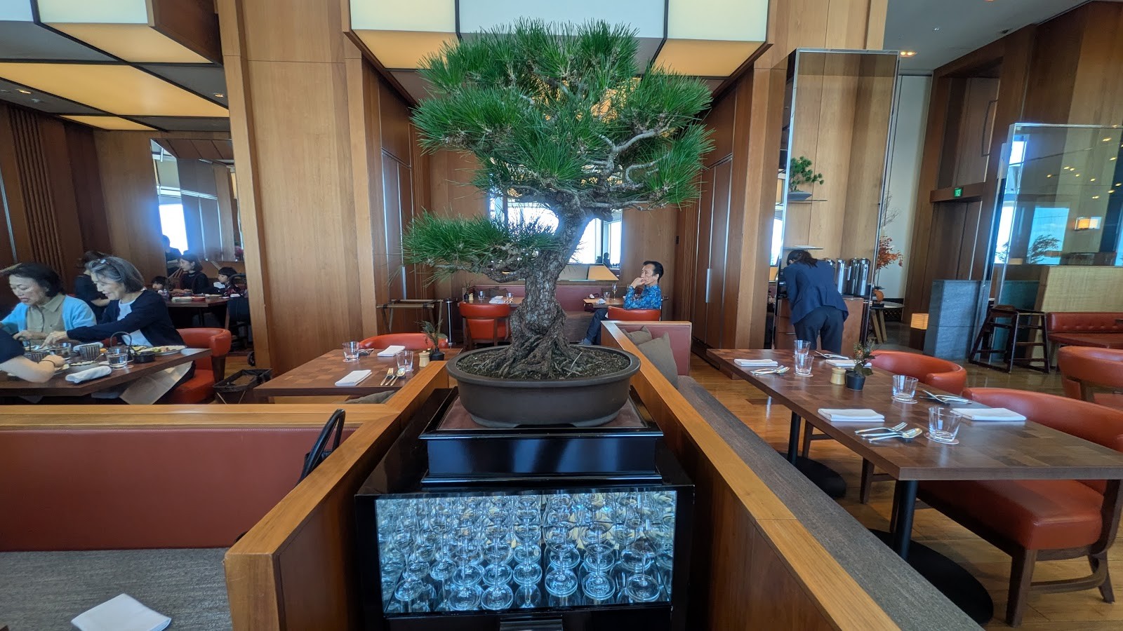 The Tavern - Grill & Lounge: the place