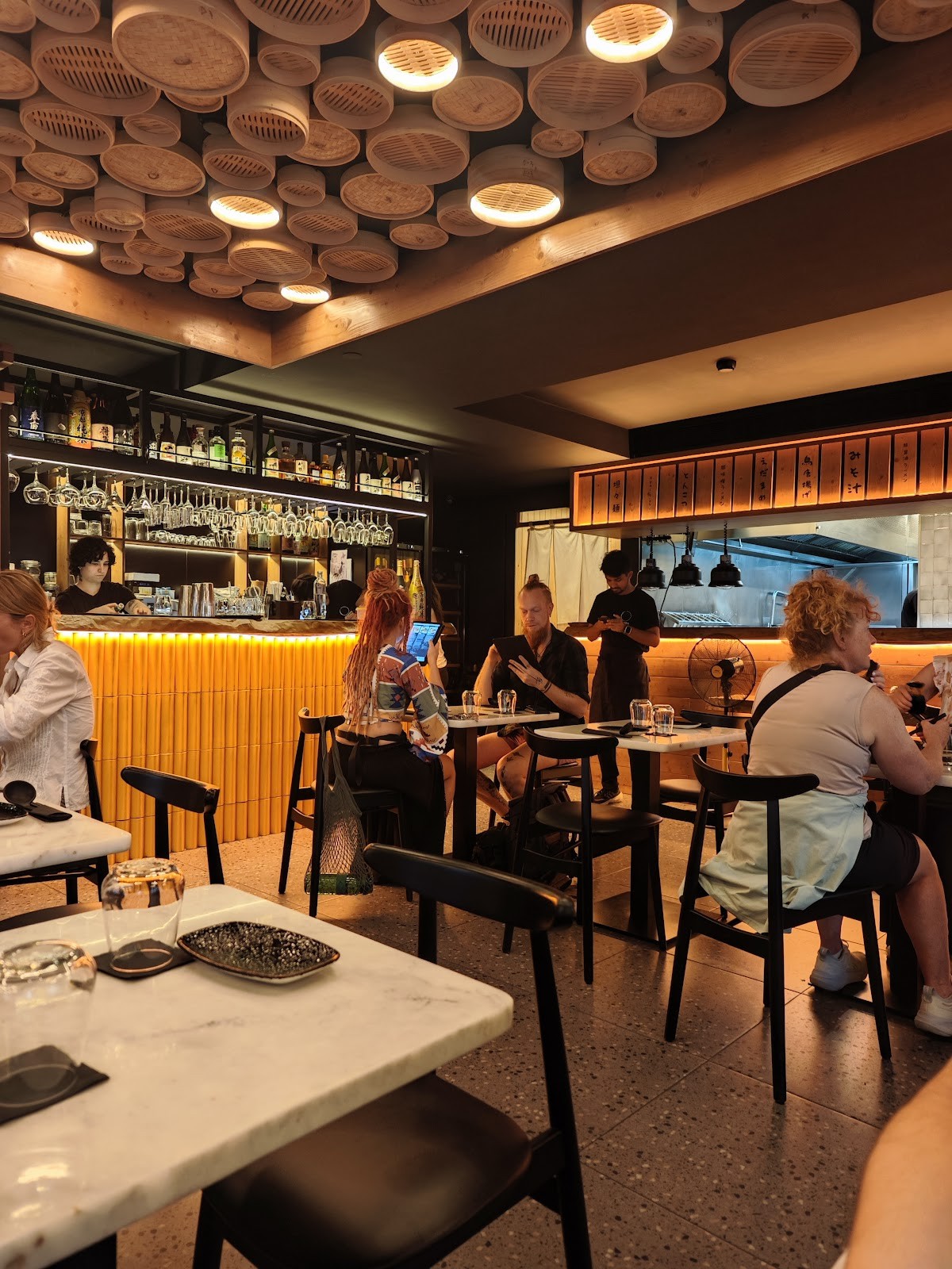 KOPPU RAMEN IZAKAYA CHIADO: the place