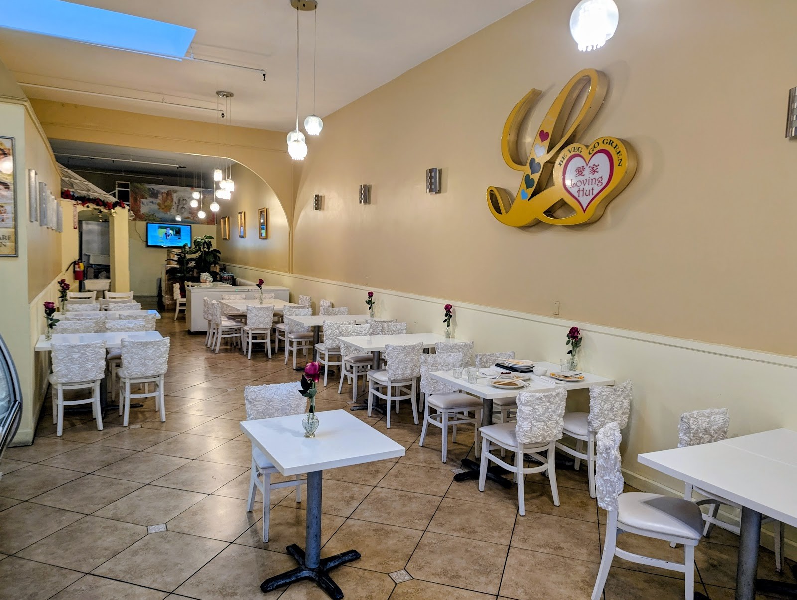 Loving Hut Vegan Restaurant - San Francisco: the place