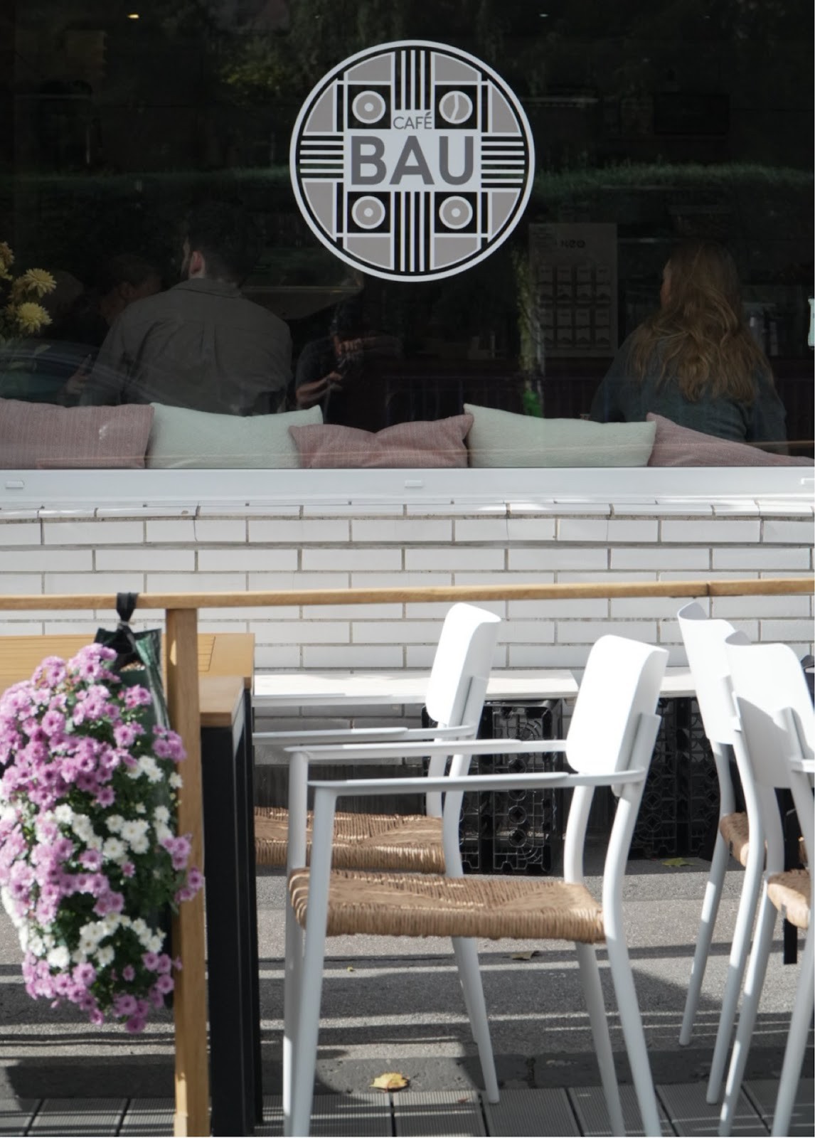Café BAU: the place