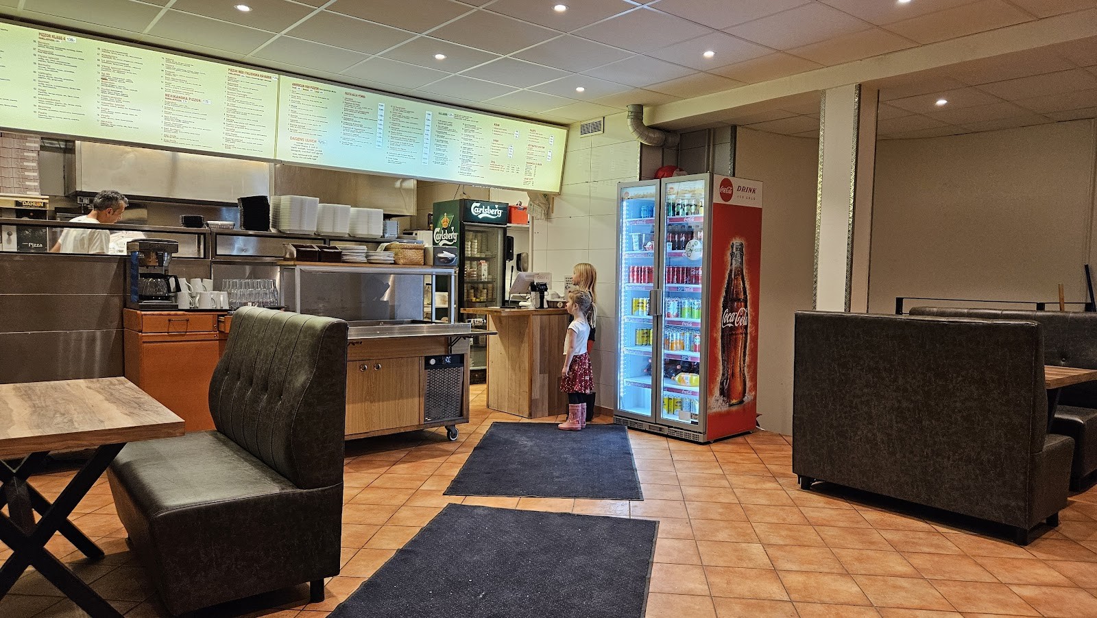 Flysta Pizzeria: the place