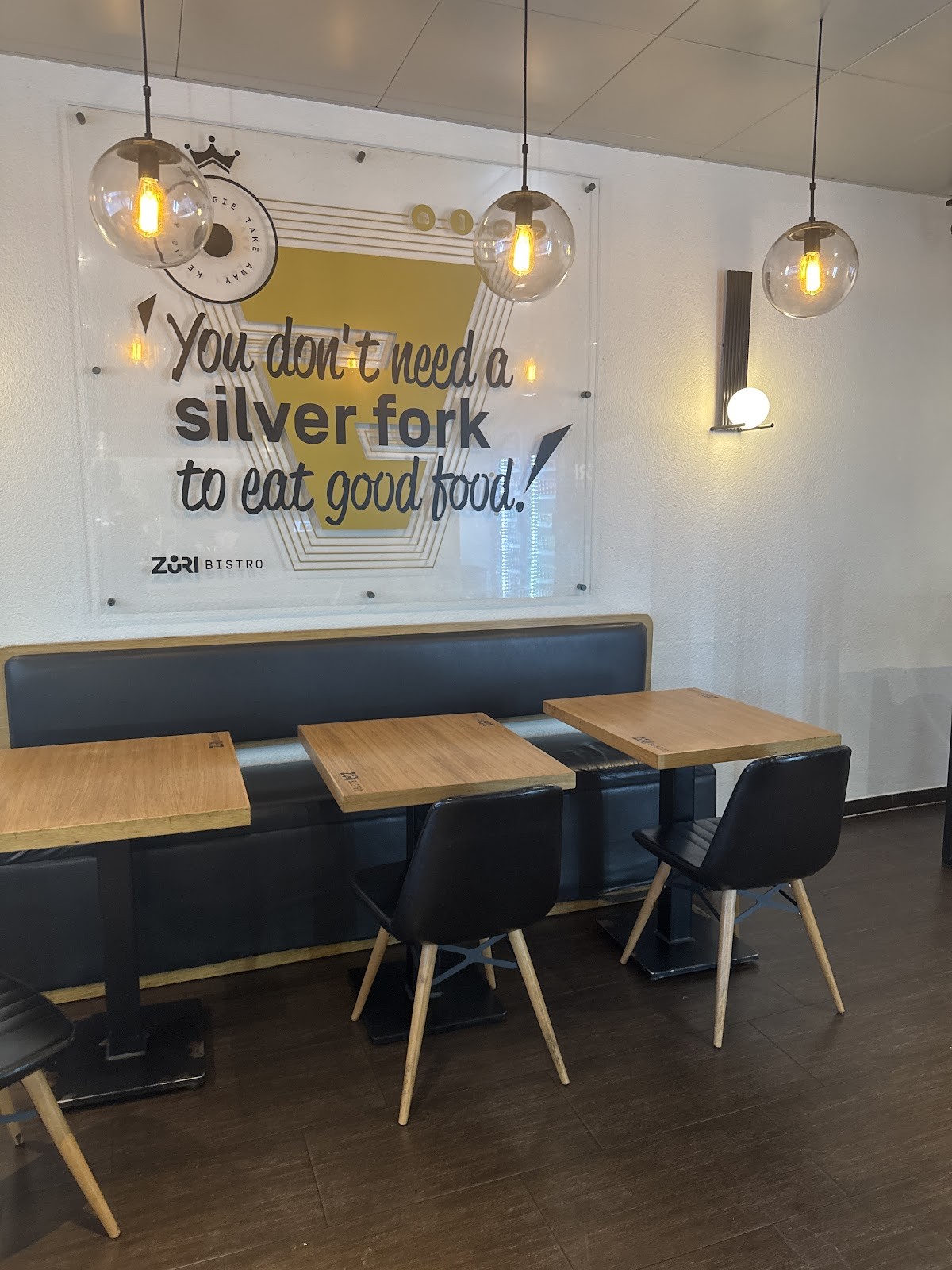 Züri Bistro Milchbuck: the place