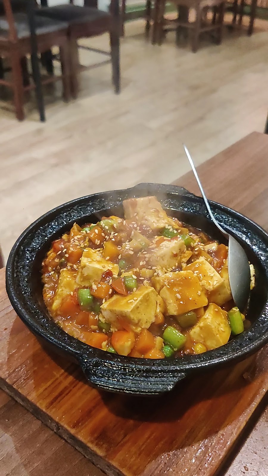 Lotus Plant Based Kitchen: food & drinks