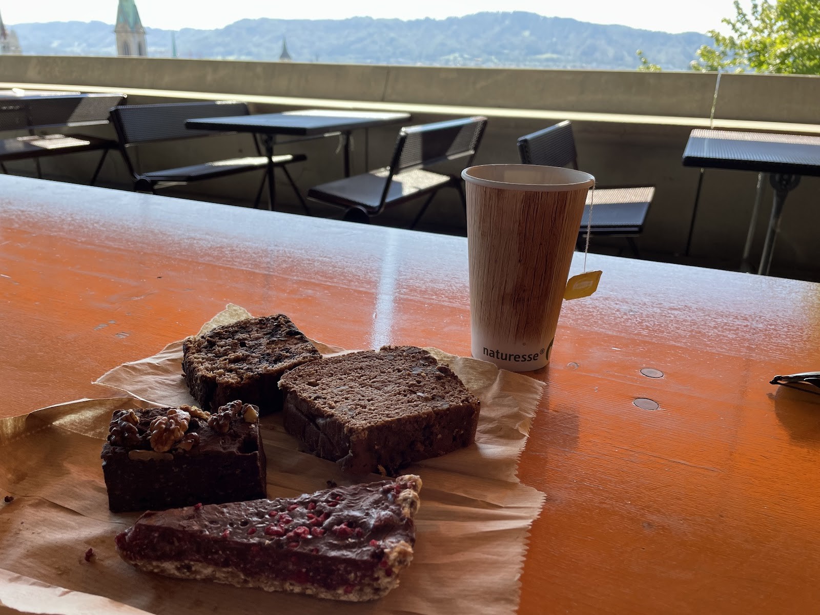 Klara's kitchen: food & drinks