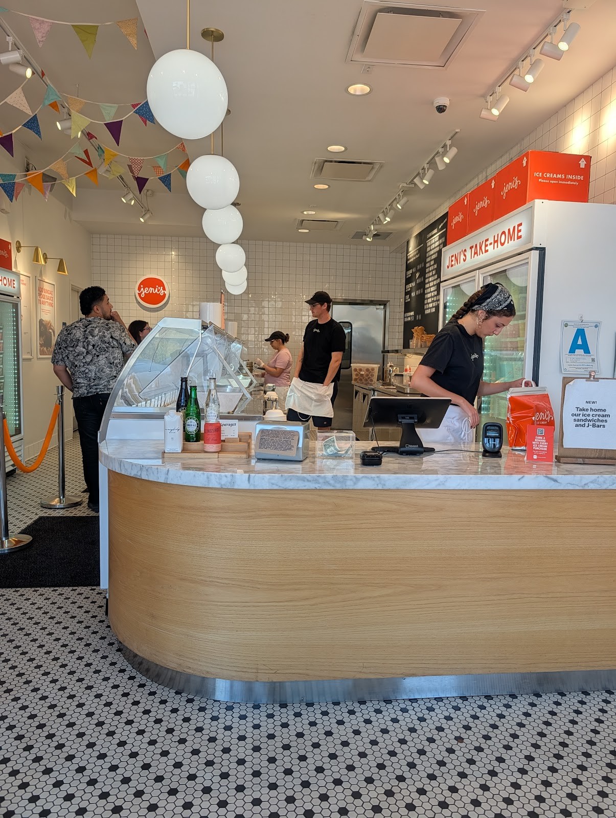 Jeni's Splendid Ice Creams: the place