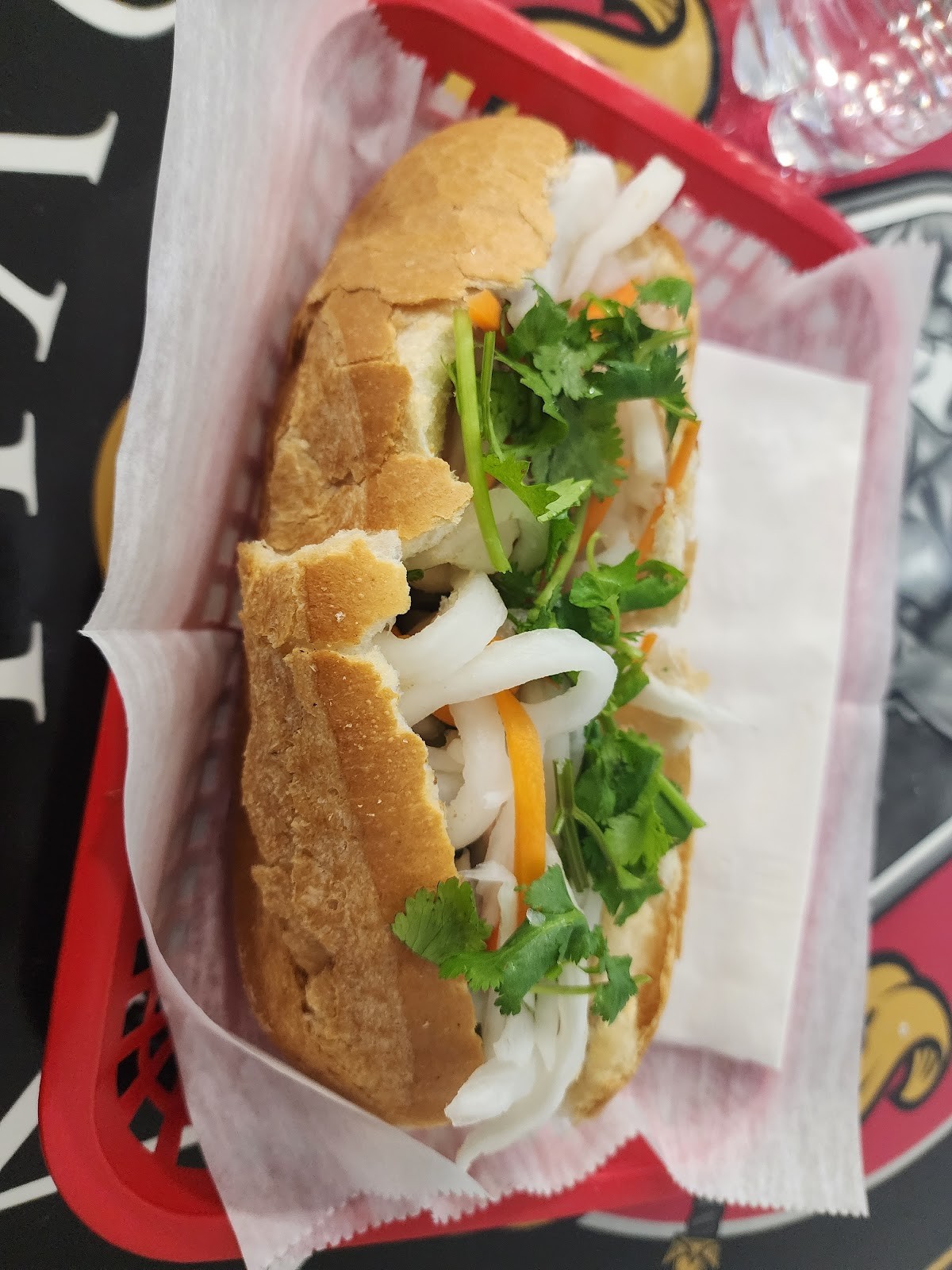 Banh Mi Ok: food & drinks