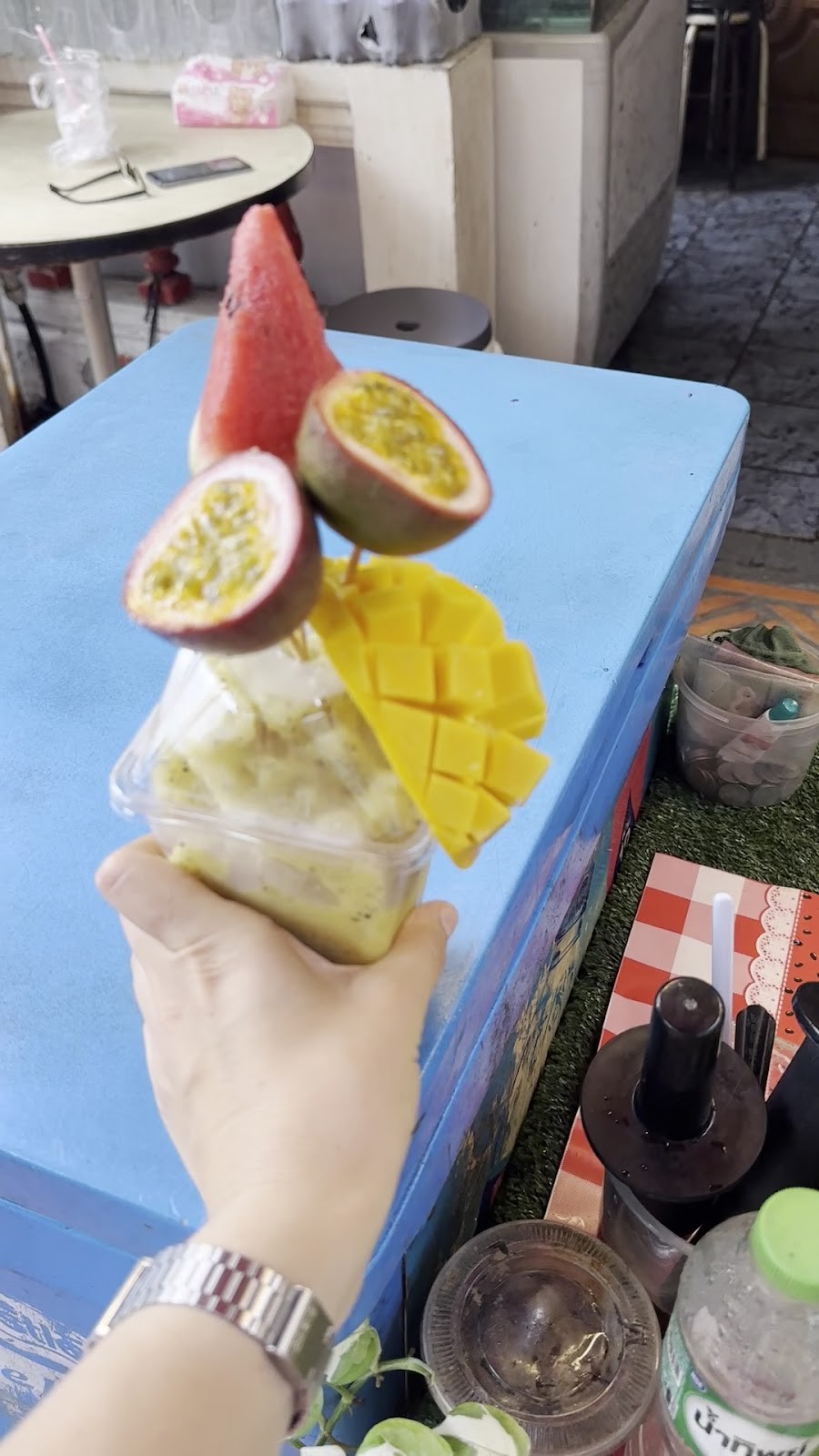 Tikky smoothie: food & drinks