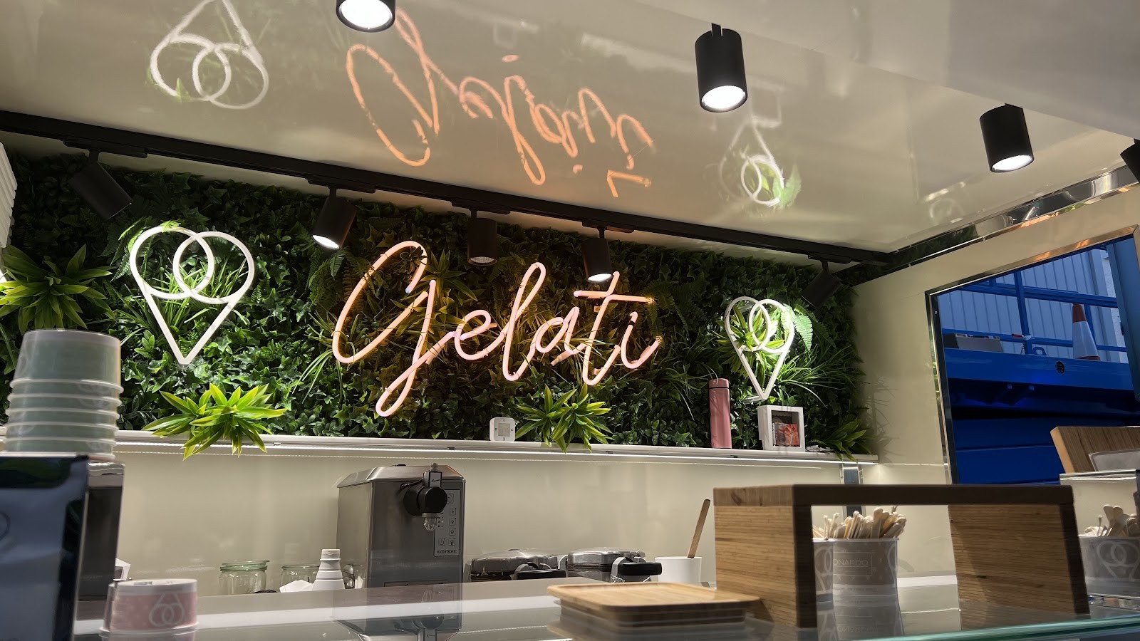 Gelateria Leonardo - Globus Bahnhofstrasse: the place