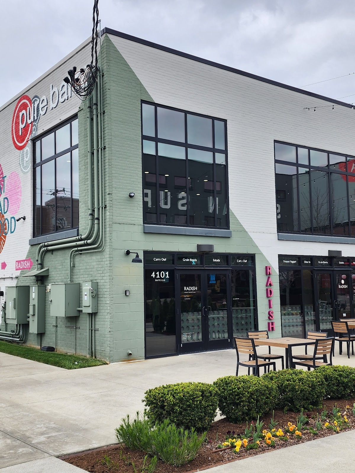 Radish Kitchen: the place