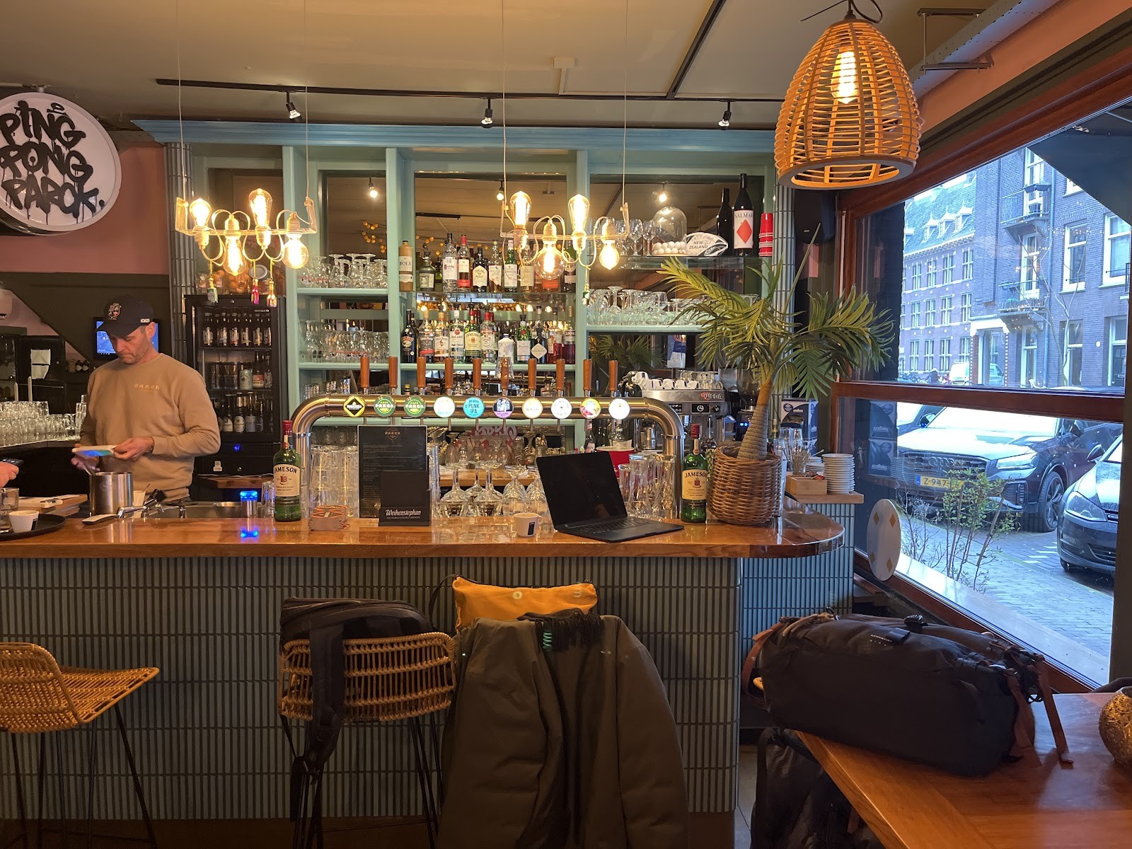 PARCK aka Ping Pong Bar: the place