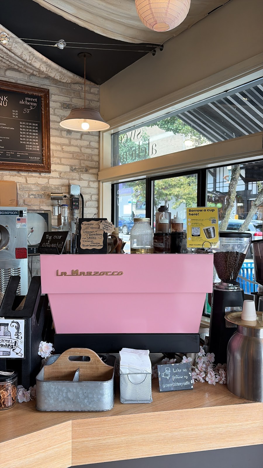 Sweet Alchemy Ice Creamery: the place