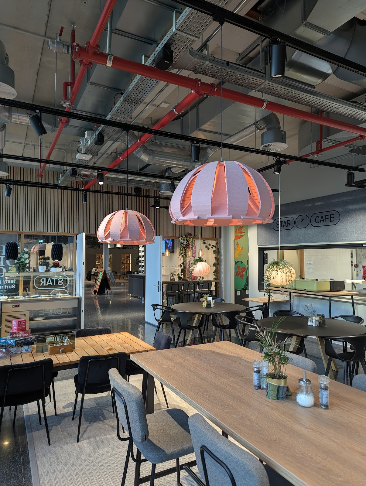 The Old Soul, UvA - Science Park: the place