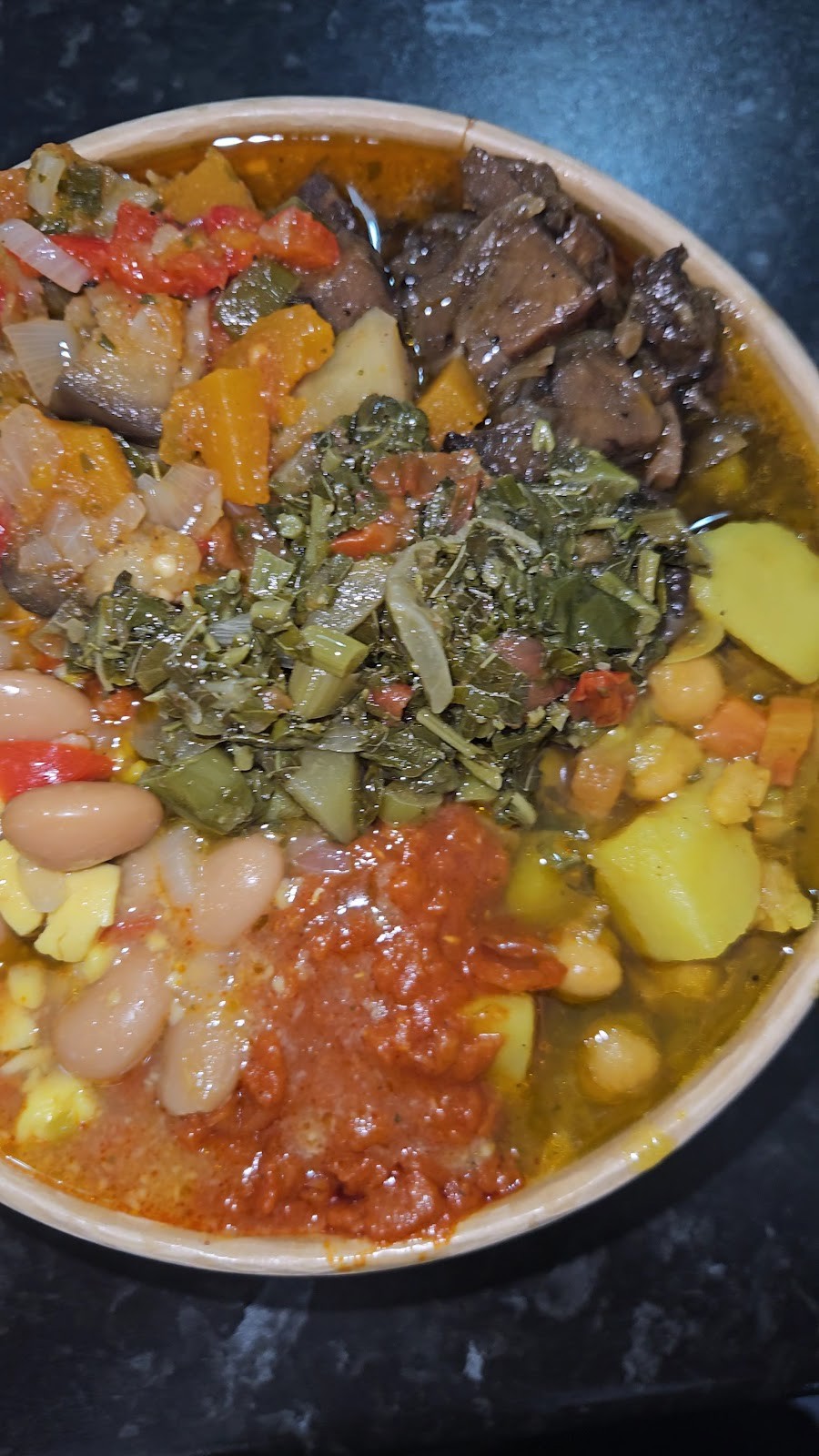 All Nations Vegan House: food & drinks