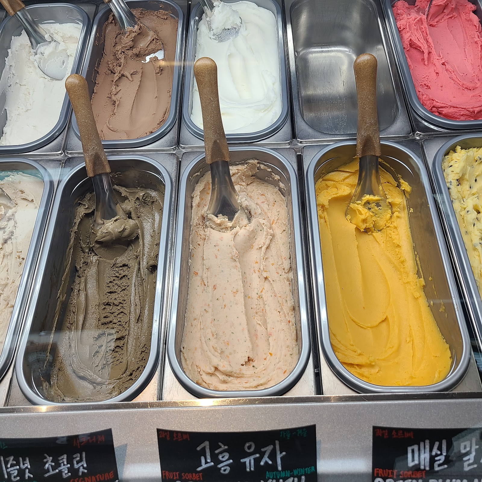 코코너즘 Coconuzm: food & drinks