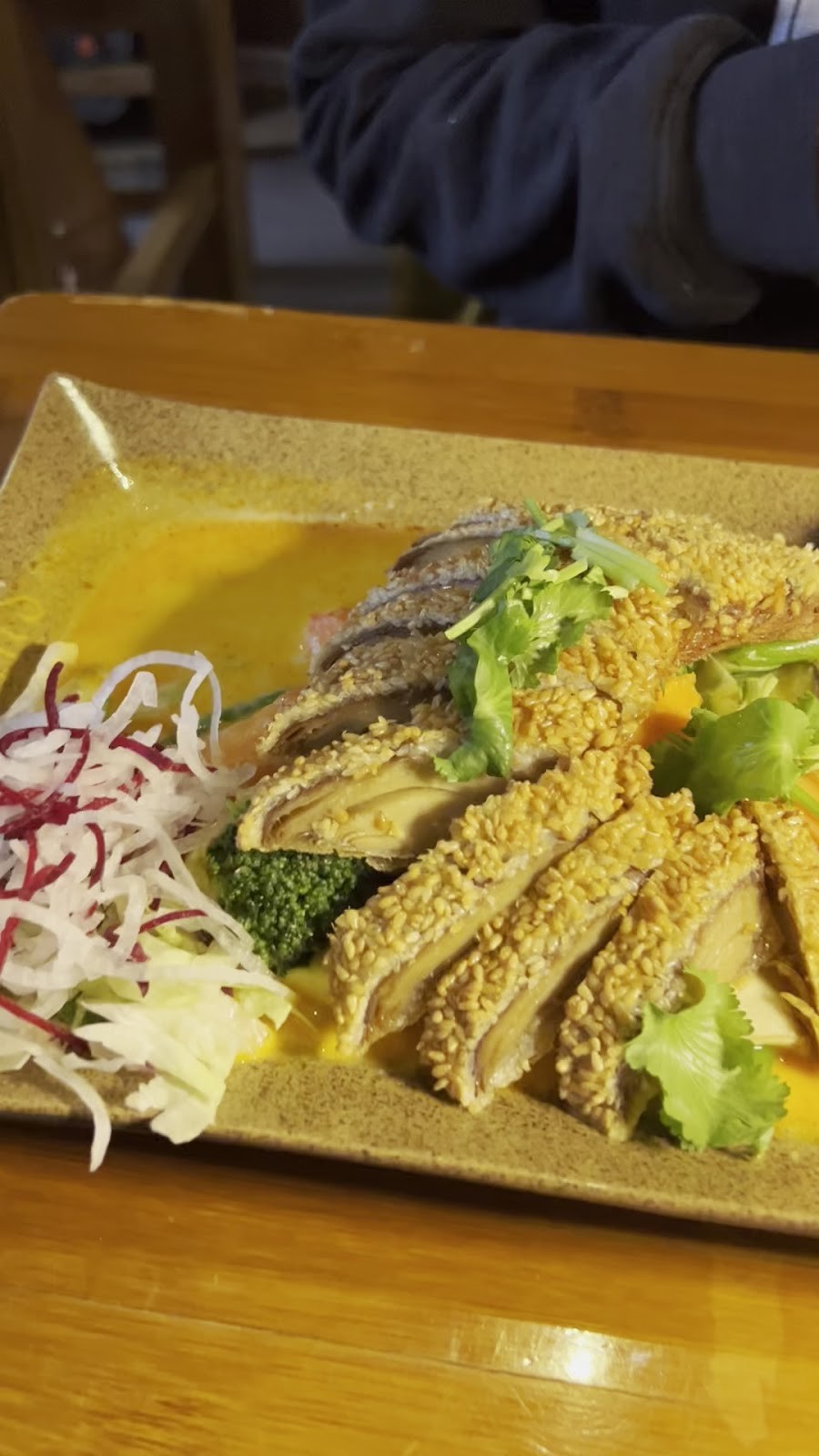 Mom's Creation Vegan Restaurant Friedrichshain: food & drinks