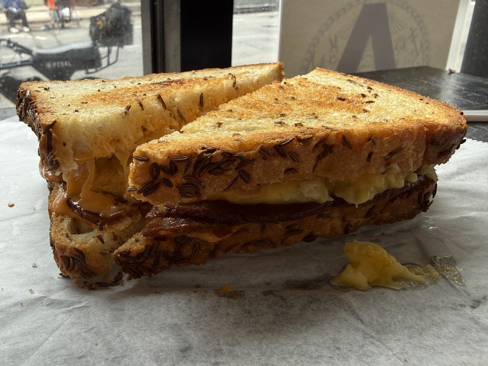 A.T.M. Vegan Deli: food & drinks