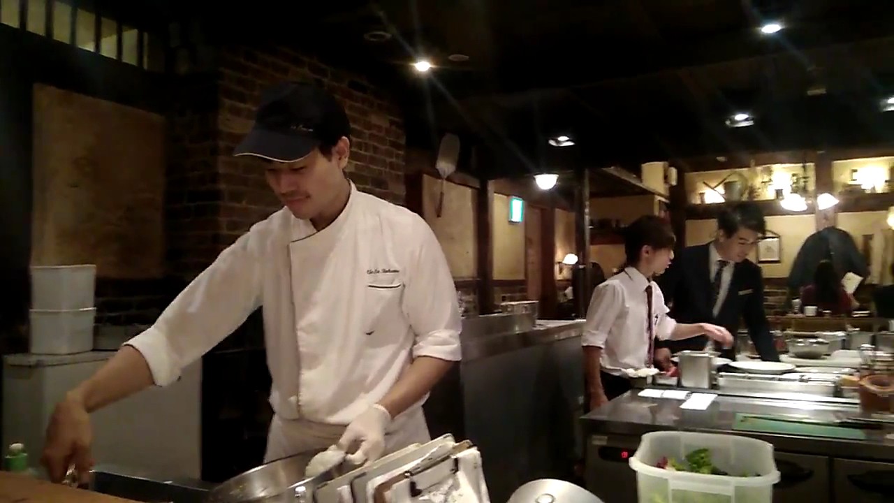 Café La Bohème Ginza: the place