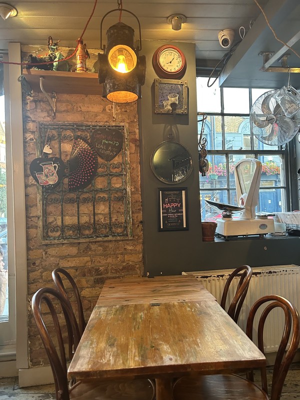La Farola Cafe &Bistro: photo 4