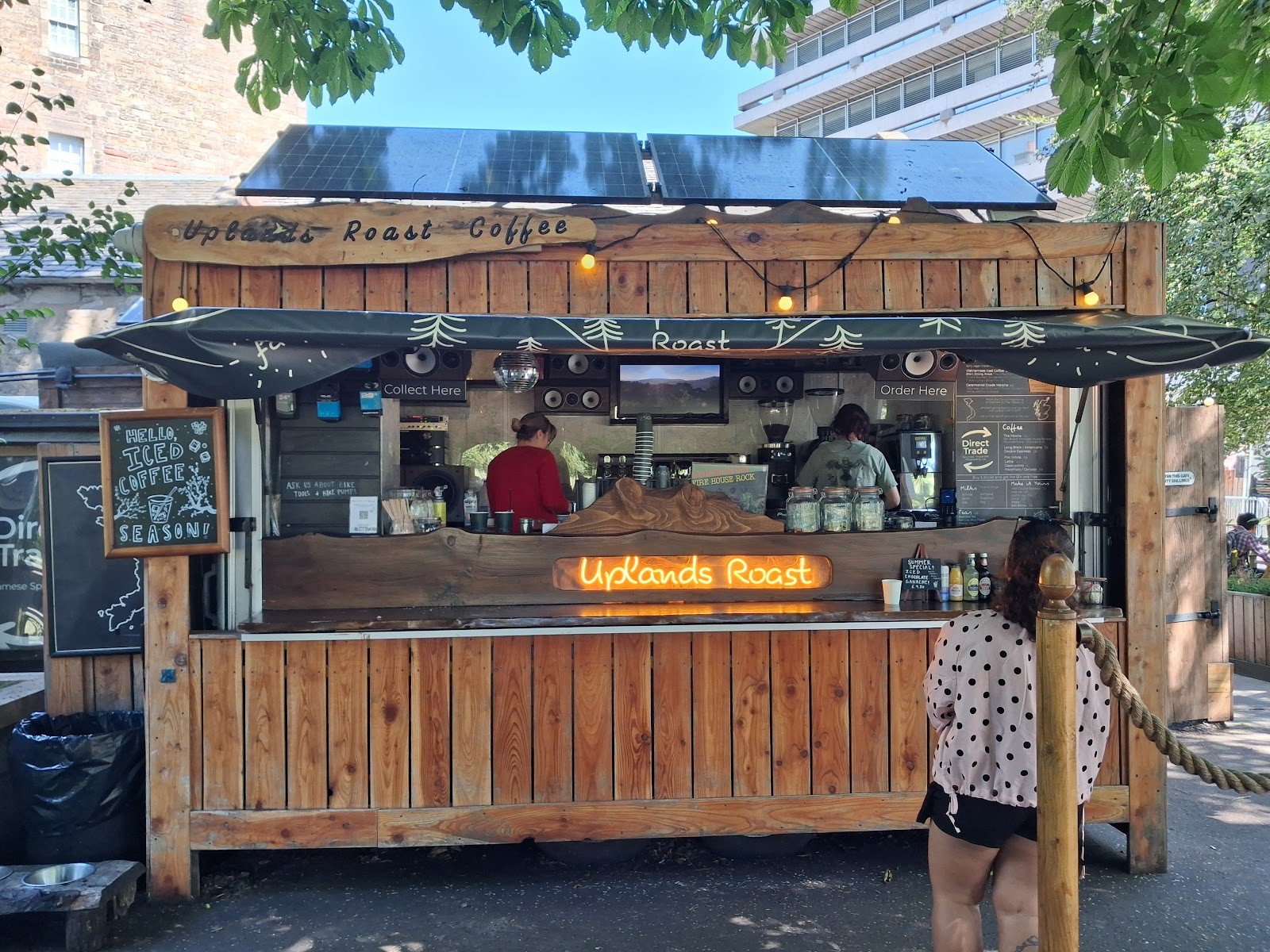 Uplands Roast: the place