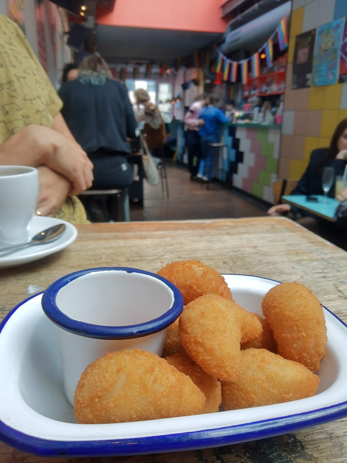Essential Vegan @ Ten to One Bar: food & drinks