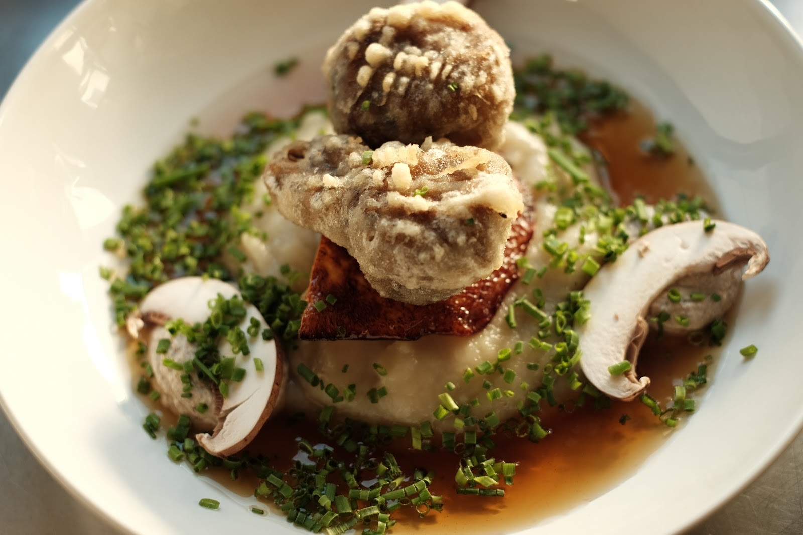 Tonka Restaurant: food & drinks