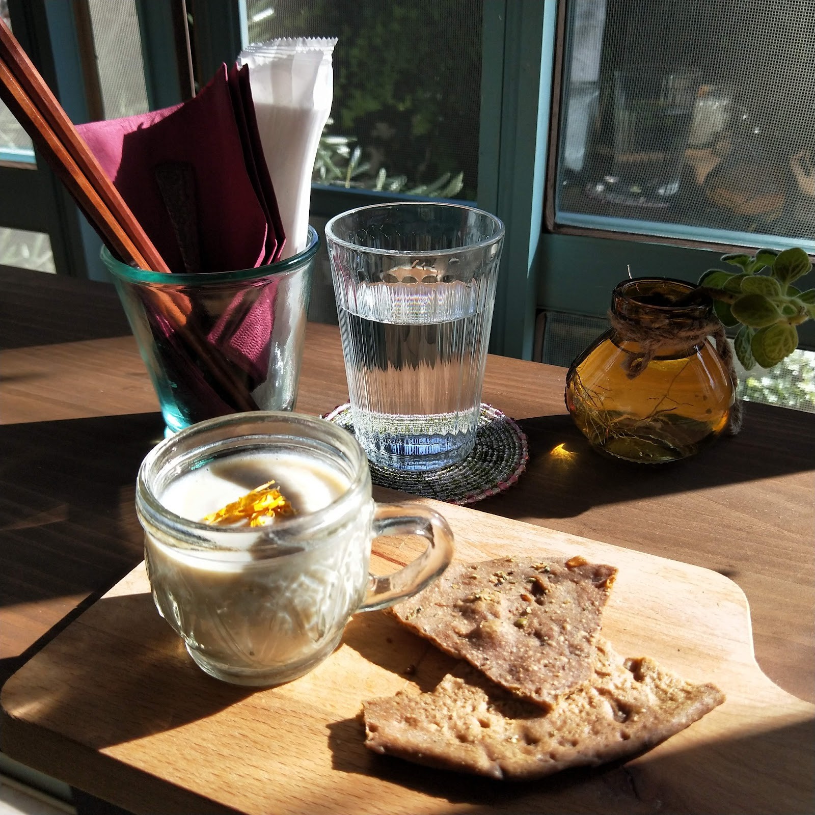 Yumin Café: food & drinks