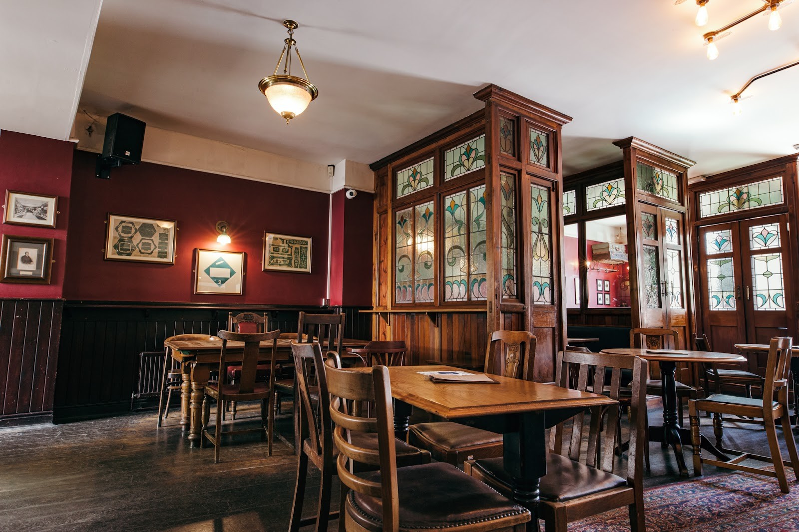 The Broadfield: the place