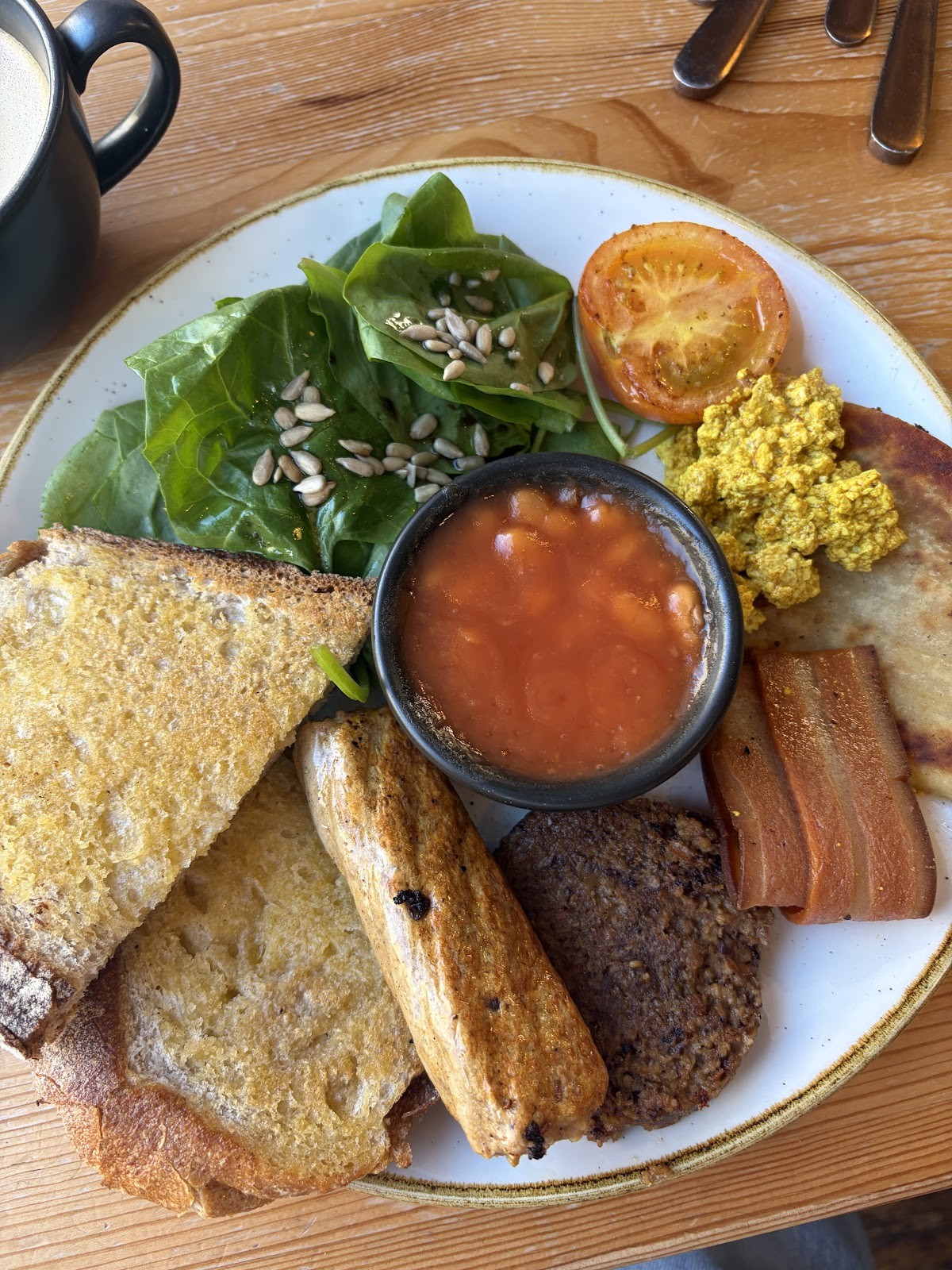 Chapter One Coffee Shop: food & drinks