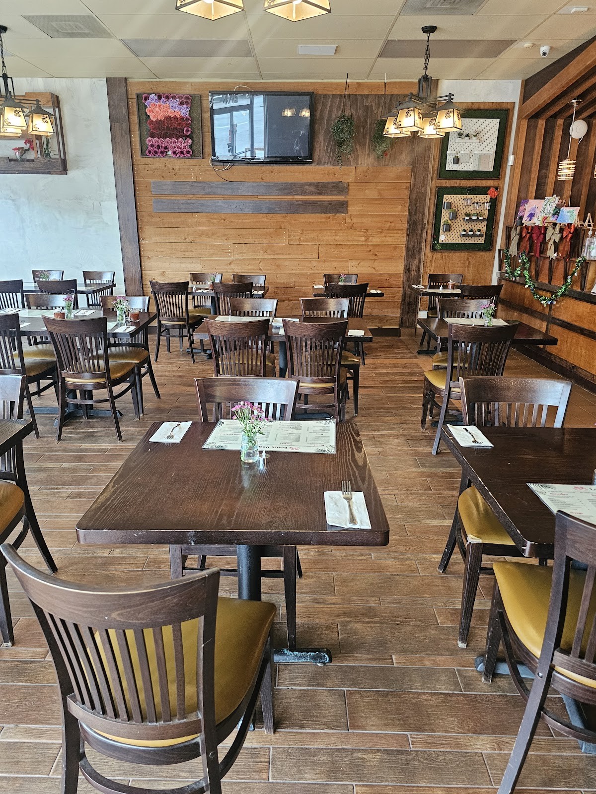 Lotus Vegan: the place