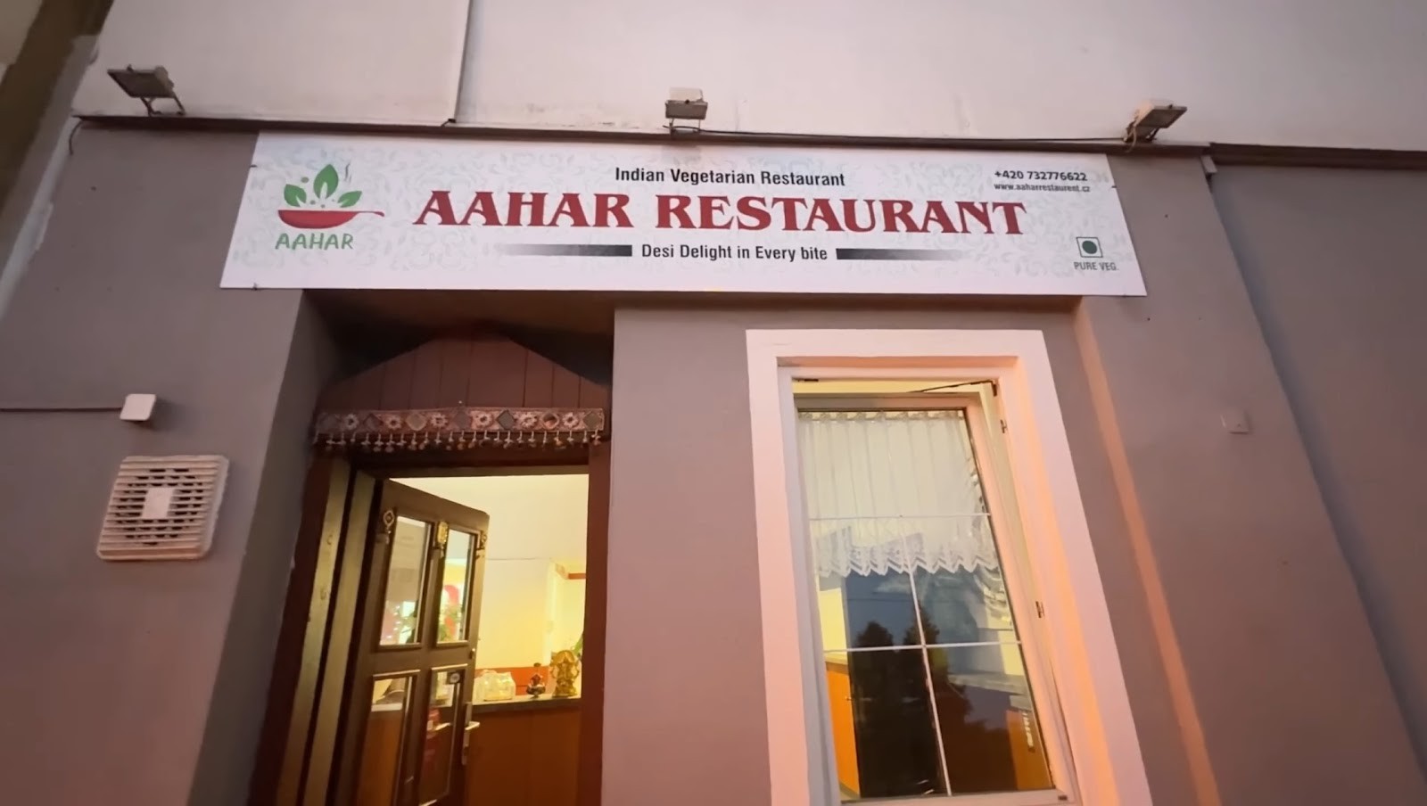 Aahar Restaurant, Praha-8 Vegetarian Indian Restaurant(Pure Veg): the place