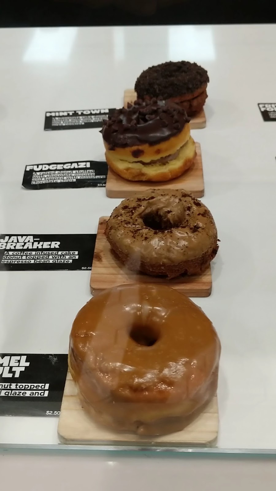 Donut Friend - DTLA - Dessert, Ice Cream, Coffee & More: food & drinks