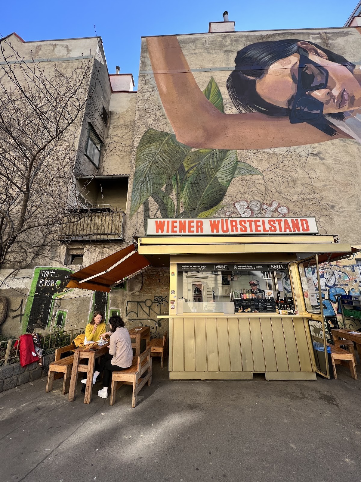Wiener Würstelstand: the place