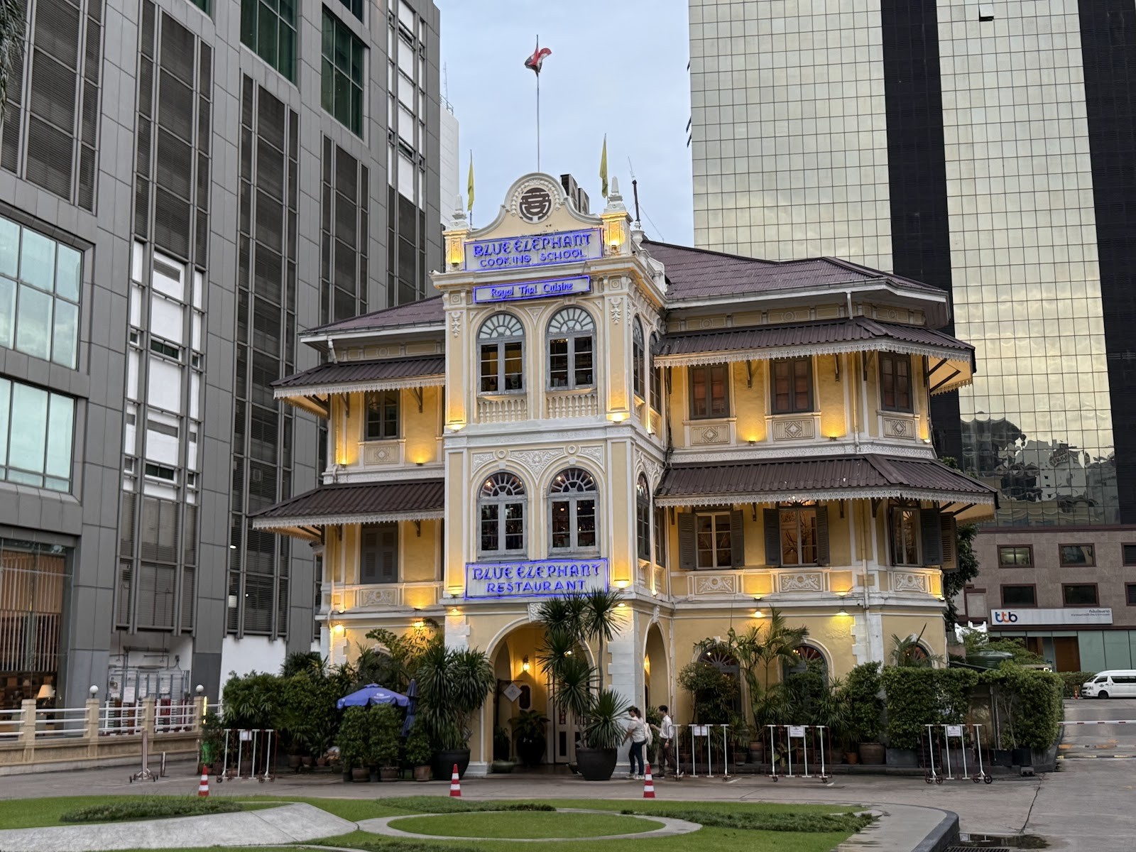 Blue Elephant Bangkok Sathorn Cooking School & Restaurant: the place