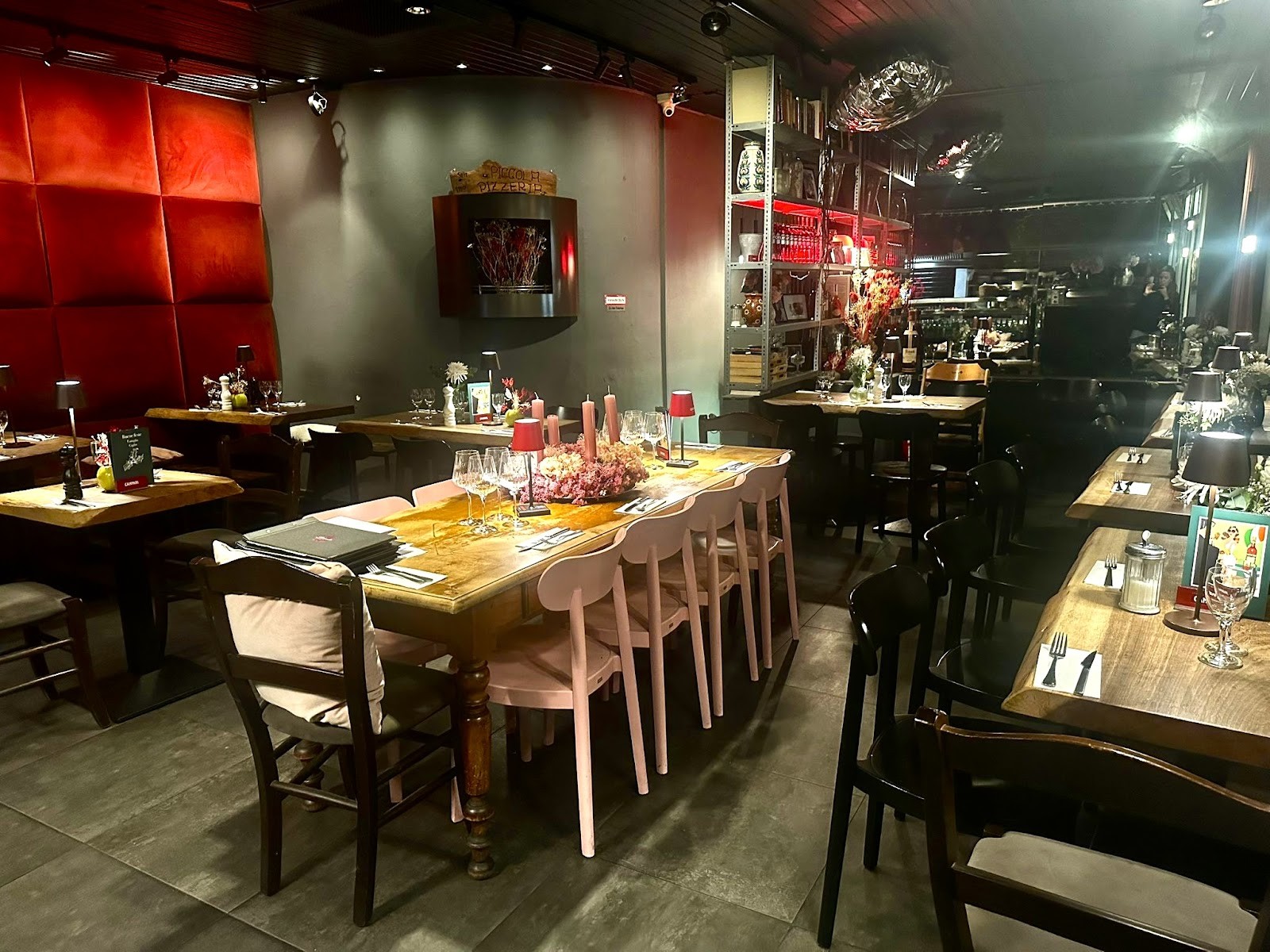 Pizzeria Piccola L'Originale: the place