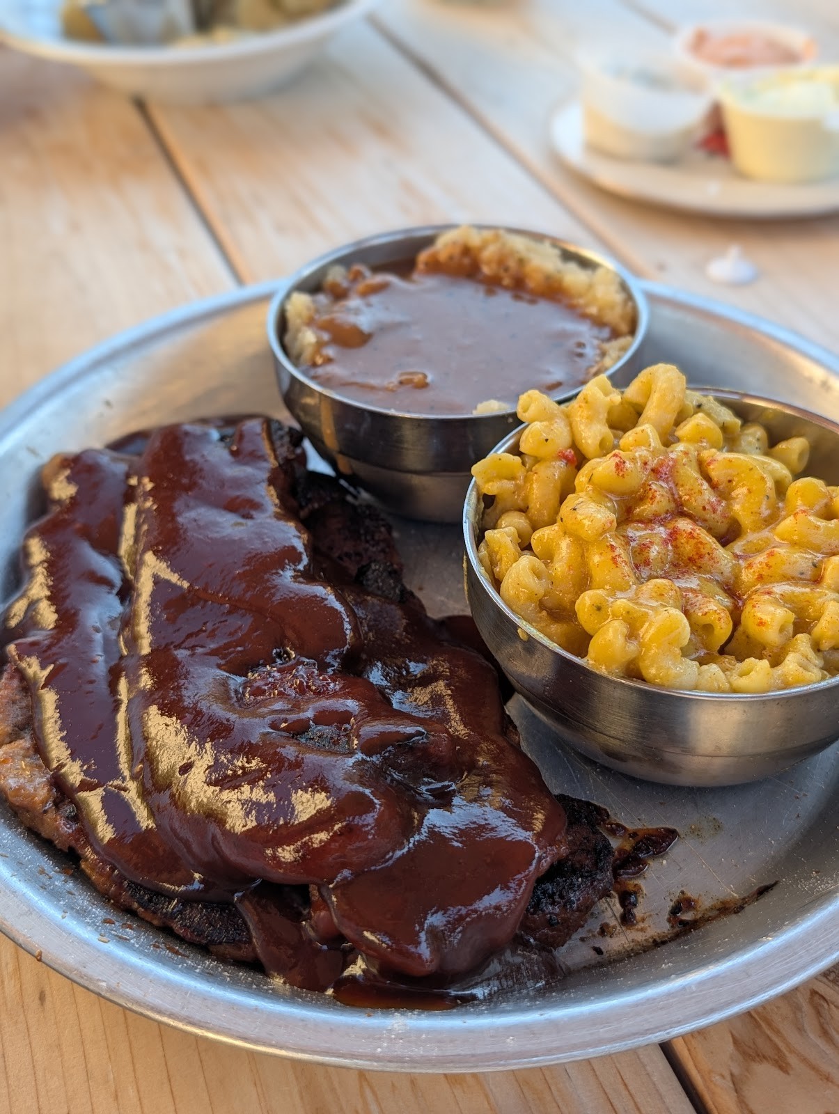 Dirty Lettuce: food & drinks